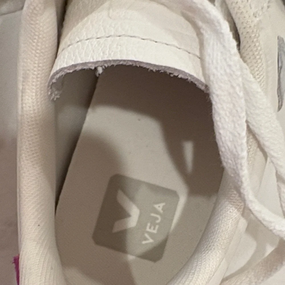 Veja White Leather Sneakers with Pink Heel Tab - Picture 5 of 6